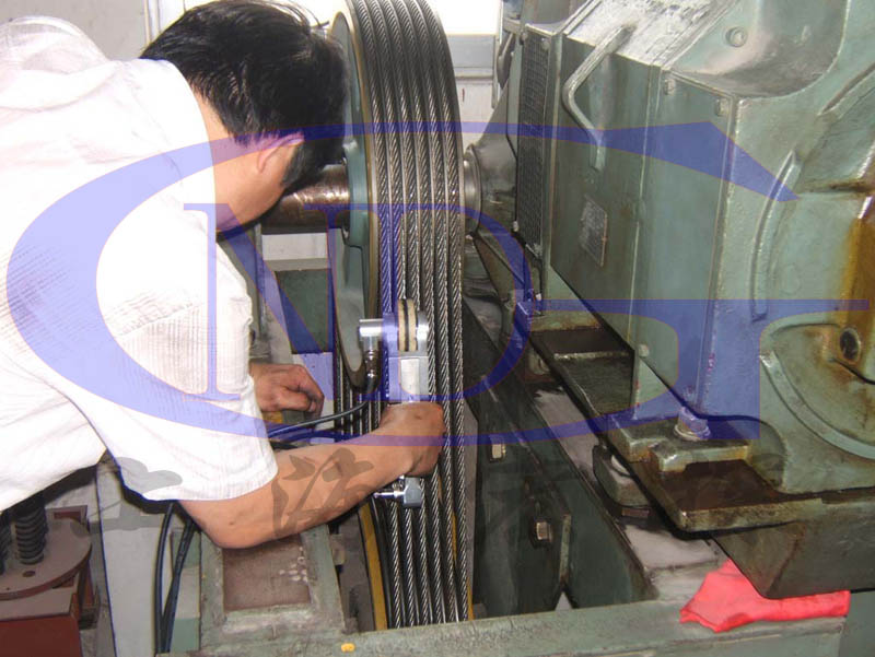 電梯鋼絲繩無損檢測(cè)現(xiàn)場(chǎng)